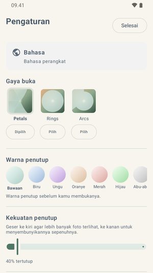 Layar Pengaturan menampilkan gaya pembukaan, deretan tujuh warna penutup, dan penggeser kekuatan penutup.